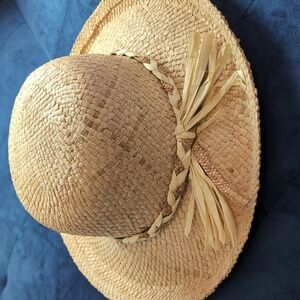 🌙  Vintage Straw Hat